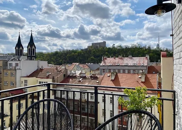 Romantic Terrace In Karlin Apartman *
