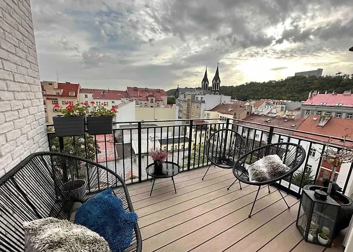 Apartman Romantic Terrace In Karlin Prága